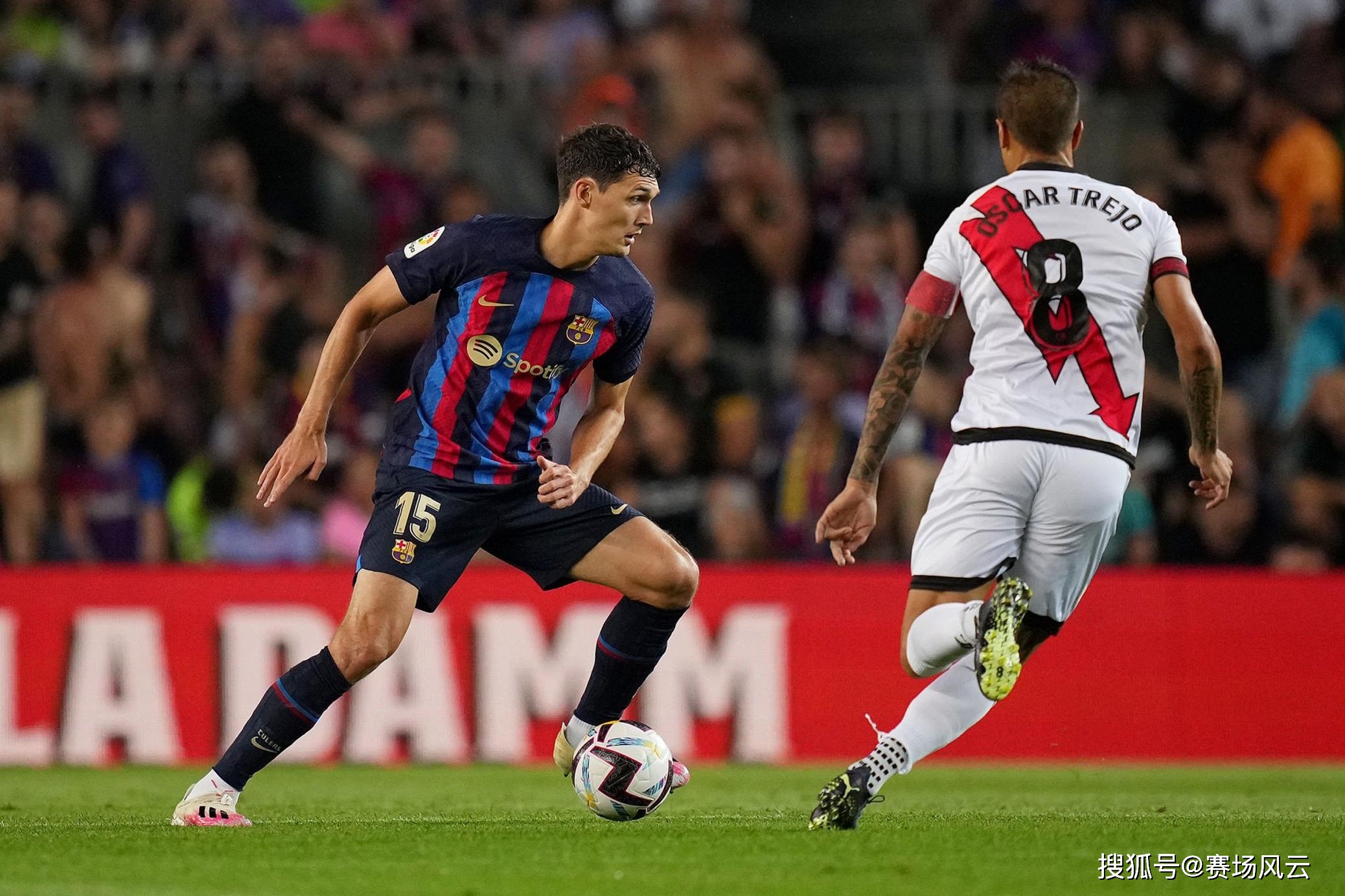 莱万多夫斯基爆冷击败TES，绝杀引爆全场！的简单介绍